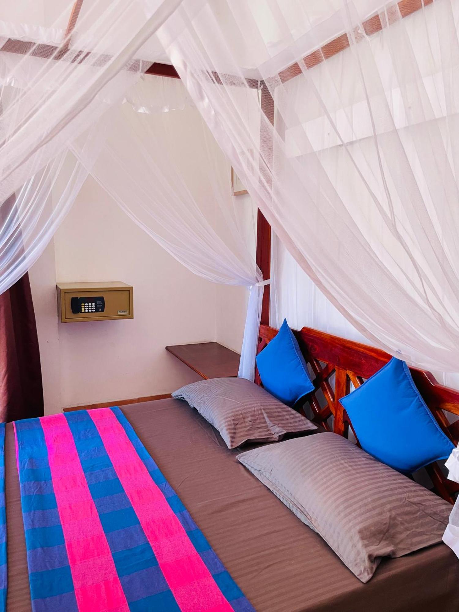 White Villa Унаватуна Екстер'єр фото